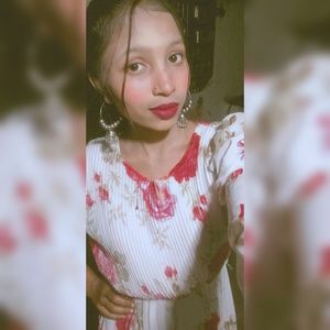 Meet your Posher, Riya